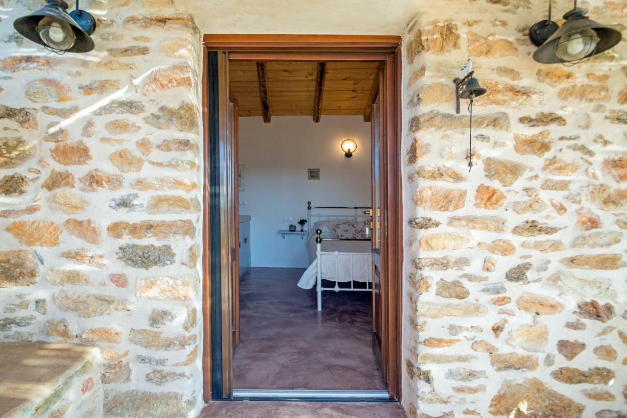 Villa The Stone House à Potamos  Extérieur photo